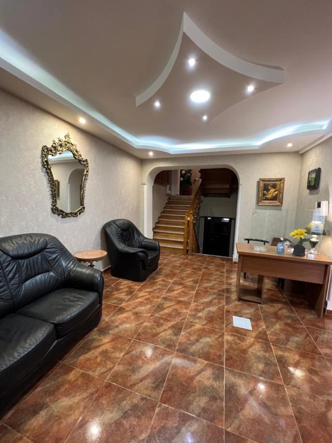 Hotel Medea Тбилиси Екстериор снимка